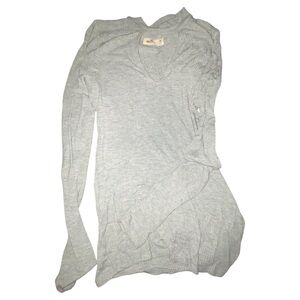 Hollister Light Gray Long Sleeve V-Neck Top